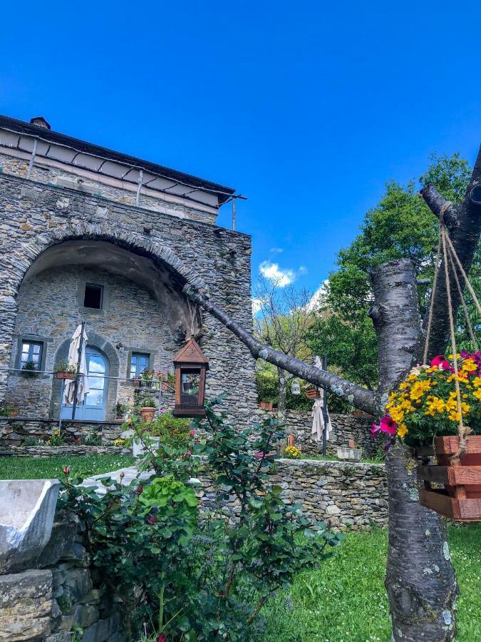 Agriturismo Casa Turchetti Comano  Exterior foto