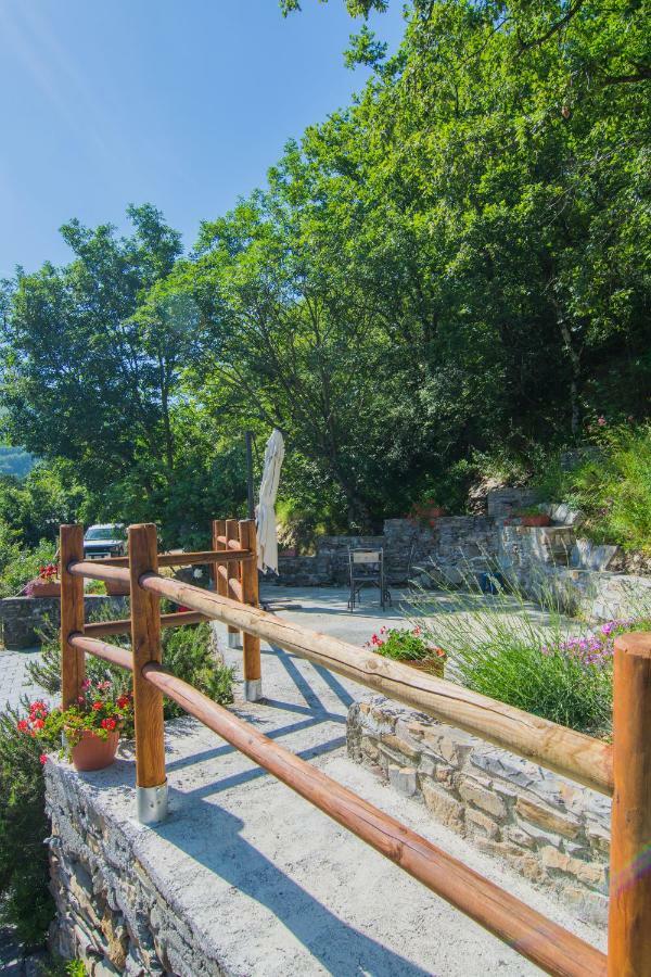 Agriturismo Casa Turchetti Comano  Exterior foto